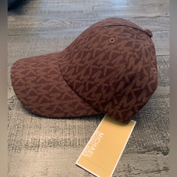 Michael Kors MK Logo Baseball Cap, Gold Hardware Velcro Strap Brown One size NWT - Picture 1 of 6